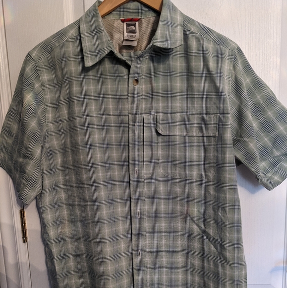 The North Face short sleeved shirt - Picture 1 of 5